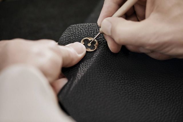 LV CAPUCINES 227 v4 horizon