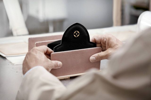 LV CAPUCINES 273 v4 horizon