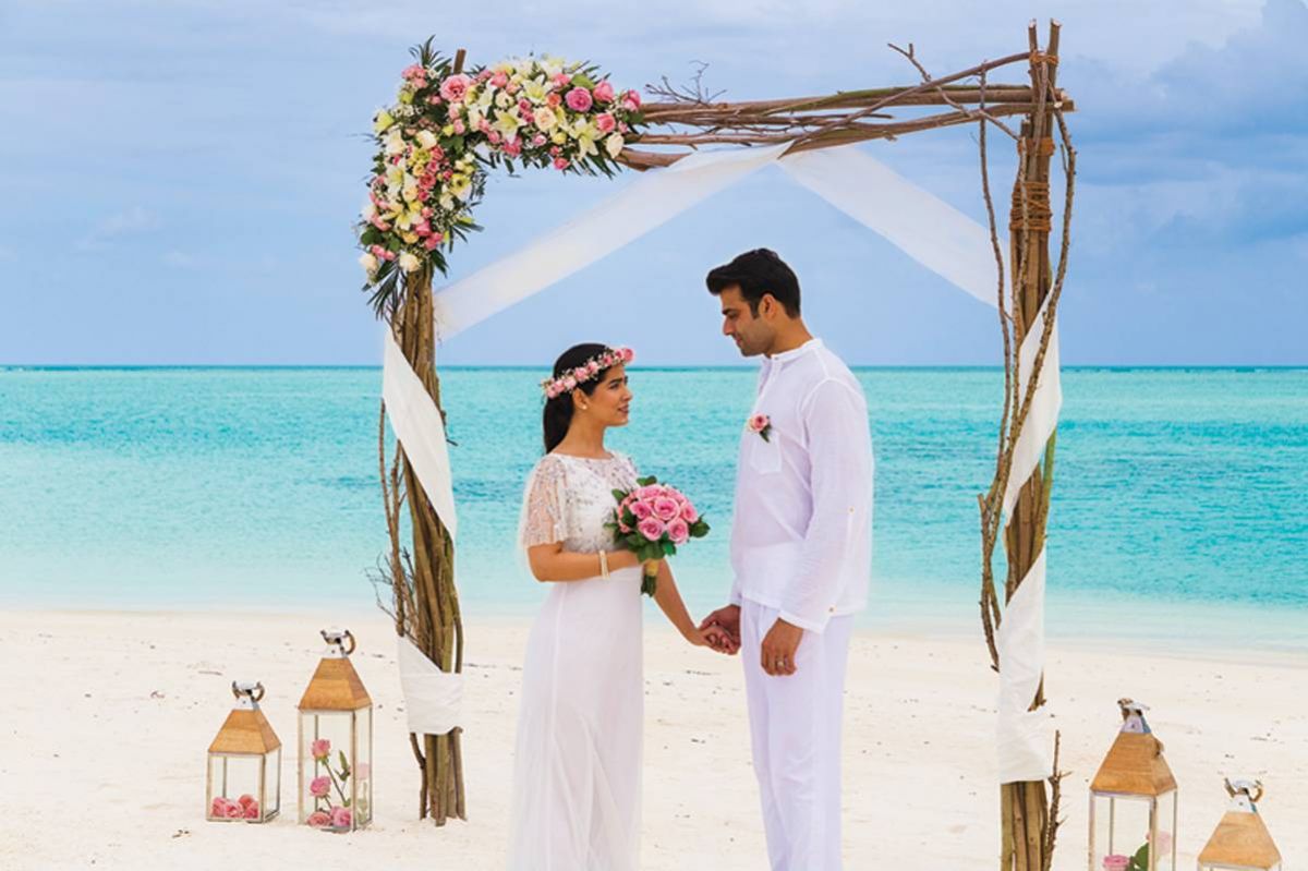 جزر المالديف لشهر عسل رومنسي