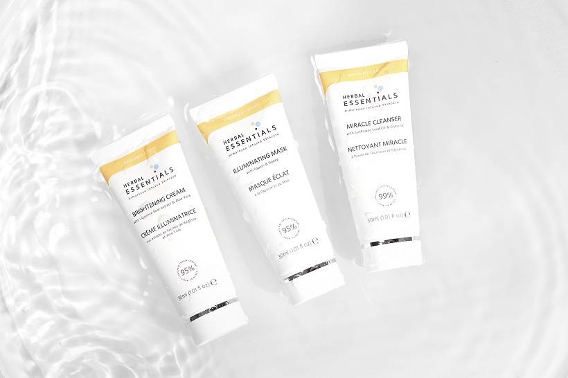 دللي بشرتك هذا الصيف مع منتجات هيربل إسنشيالز