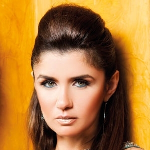 مفاجأة غادة عادل