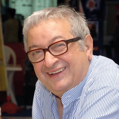 نور الشريف يخرج عن صمته