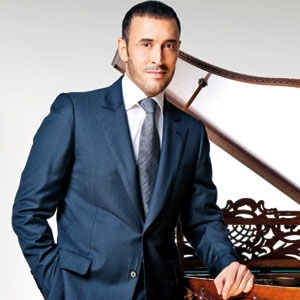 كاظم الساهر: ‘لا تسألوني عن الفنانين ولا عن السياسة’
