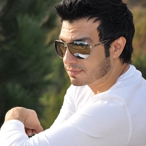 إيهاب توفيق: لا أغار من عمرو دياب...