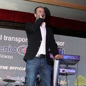 أيمن زبيب وحفلة مميزة... 