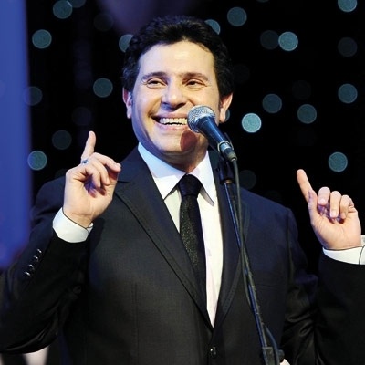 هاني شاكر يمازح الجمهور...