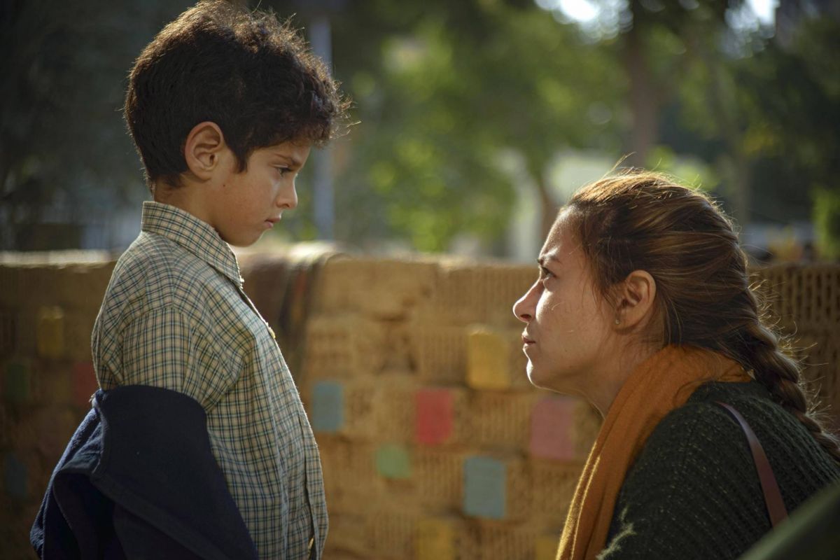 منة شلبي توجّه رسالة إلى والدَي طفل مسلسلها 