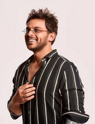 محمد رشاد يثير الجدل بكلمات أغنيته الجريئة... هل يقصد طليقته؟