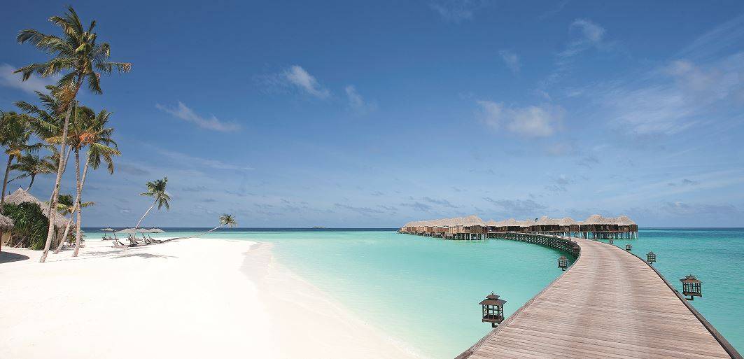تجارب جديدة ملؤها الرفاهية بين ربوع فندق كونستانس هالافيلي في جزر المالديف