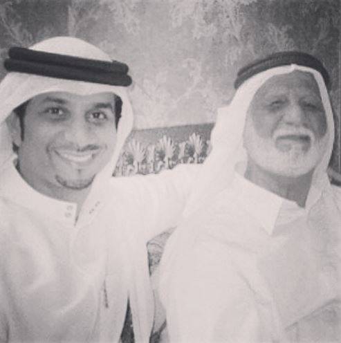 فايز السعيد يودّع والده بحرقة والنجوم يواسونه