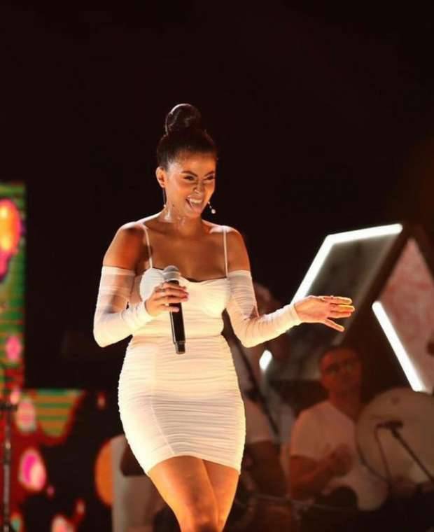 إطلالة روبي تشعل حفل الساحل الشمالي