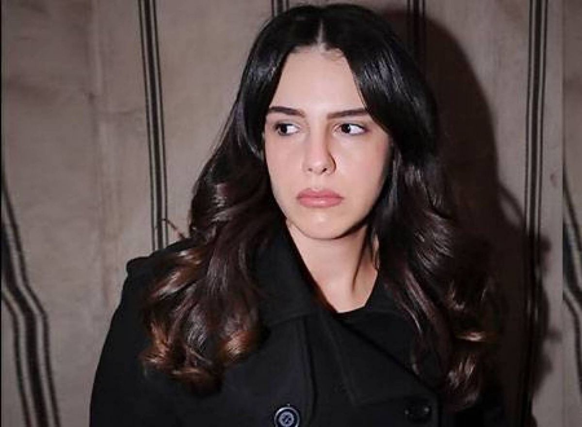 الموت يفجع دنيا عبد العزيز: 