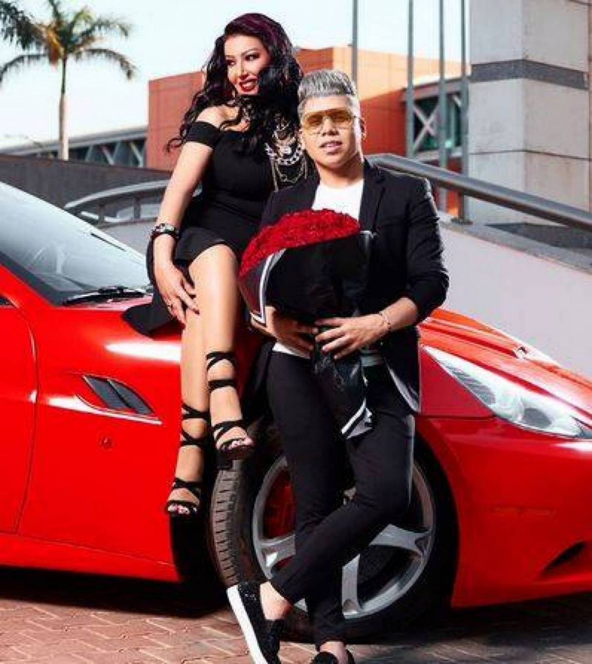 عمر كمال يهاجم سمية الخشاب