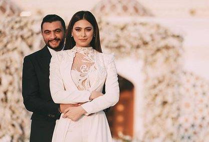 بالفيديو والصور - هاجر أحمد تحتفل بزفافها بفستان أنيق... وتامر حسني يُشعل الأجواء