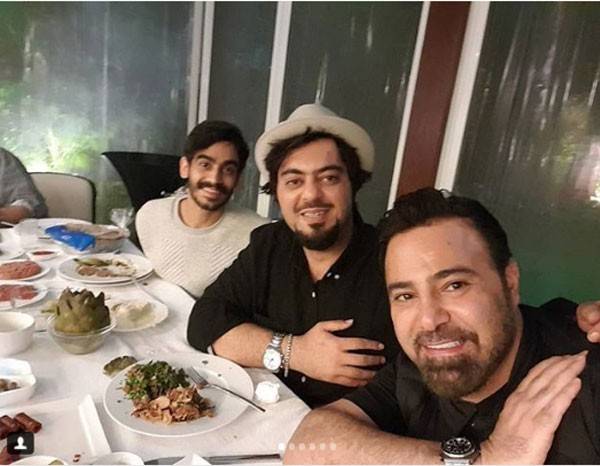 بعد اعتزاله الفن... فيديو لنجم The voice يوسف السلطان داخل المسجد يُحدث ضجة