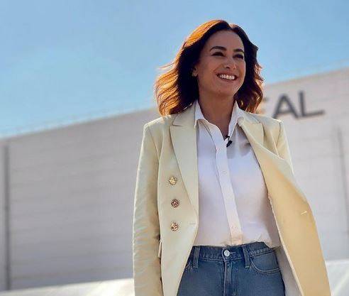 بالصور - تعرفوا الى شقيقة هند صبري.. هل تشبهها؟