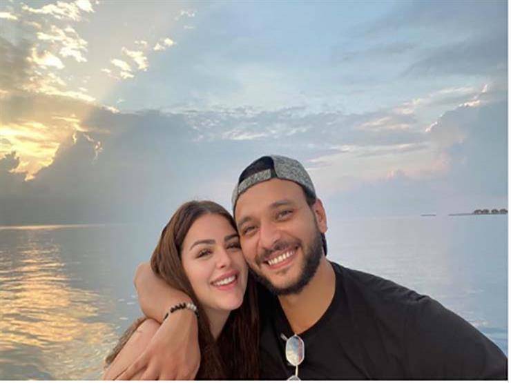 بالفيديو - مفاجأة أحمد خالد صالح لزوجته هنادي مهنا في يوم ميلادها