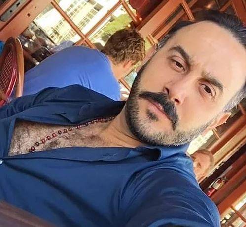 بالفيديو - قصي خولي يبحث عن طبيب ويتعرّض للانتقاد بعد تغيّر شكله... تجميل أم تورّم!؟