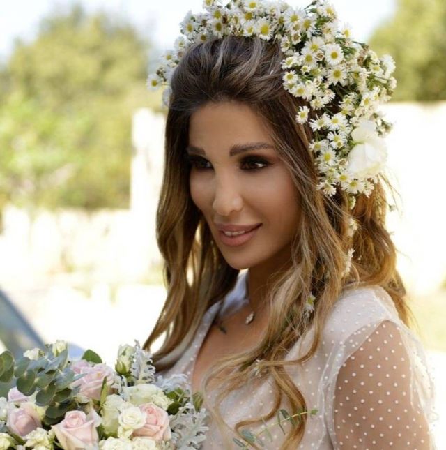 بالصور - هل دخلت بونيتا سعادة القفص الذهبي... ما علاقة مروان خوري؟