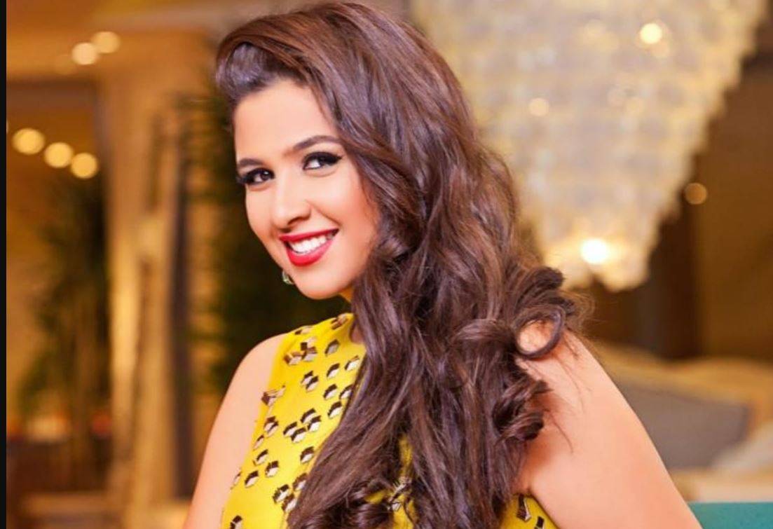 ياسمين عبد العزيز تدخل في غيبوبة