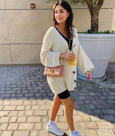 بالصور - هكذا بدت فاليري أبو شقرا في أيام حملها الأخيرة