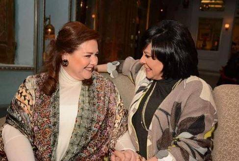 رسالة مؤثرة من إسعاد يونس لدلال عبد العزيز: 