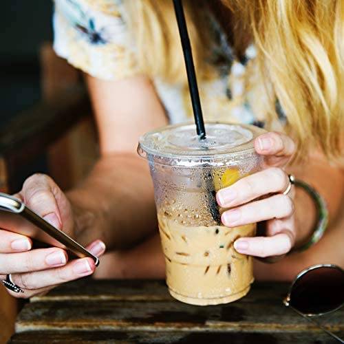 لن تصدقوا ماذا تفعل الأكواب البلاستيكية في جسم الإنسان؟