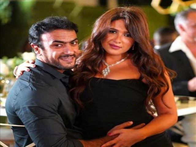 أحمد العوضي يتحدث عن حالة زوجته ياسمين عبد العزيز: 