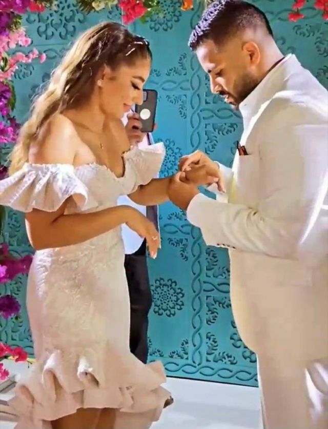 نجل محمد فؤاد وخطيبته