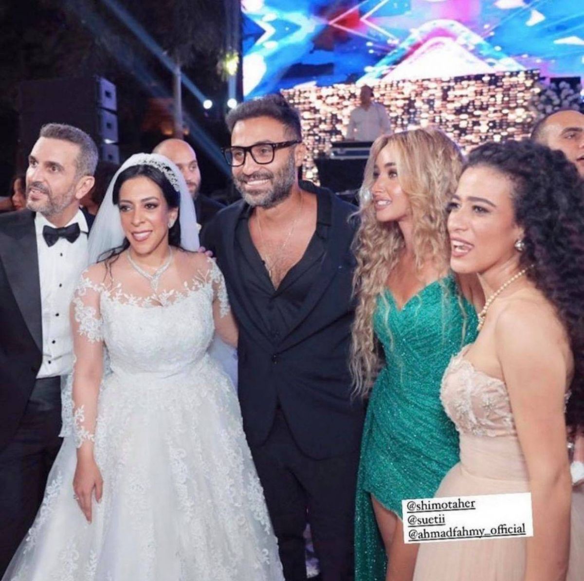 بالفيديو - في زفاف ابنة شقيقة جمال العدل: غناء يسرا ورقص منة شلبي وهنا الزاهد وهنادي مهنا