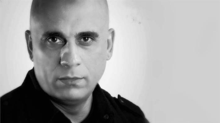 تعايش مع السرطان وهزمه كورونا.. وفاة ملحن أغنية 