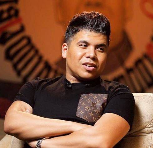 إيقاف عمر كمال عن الغناء وتحذيره بسبب الألفاظ البذيئة