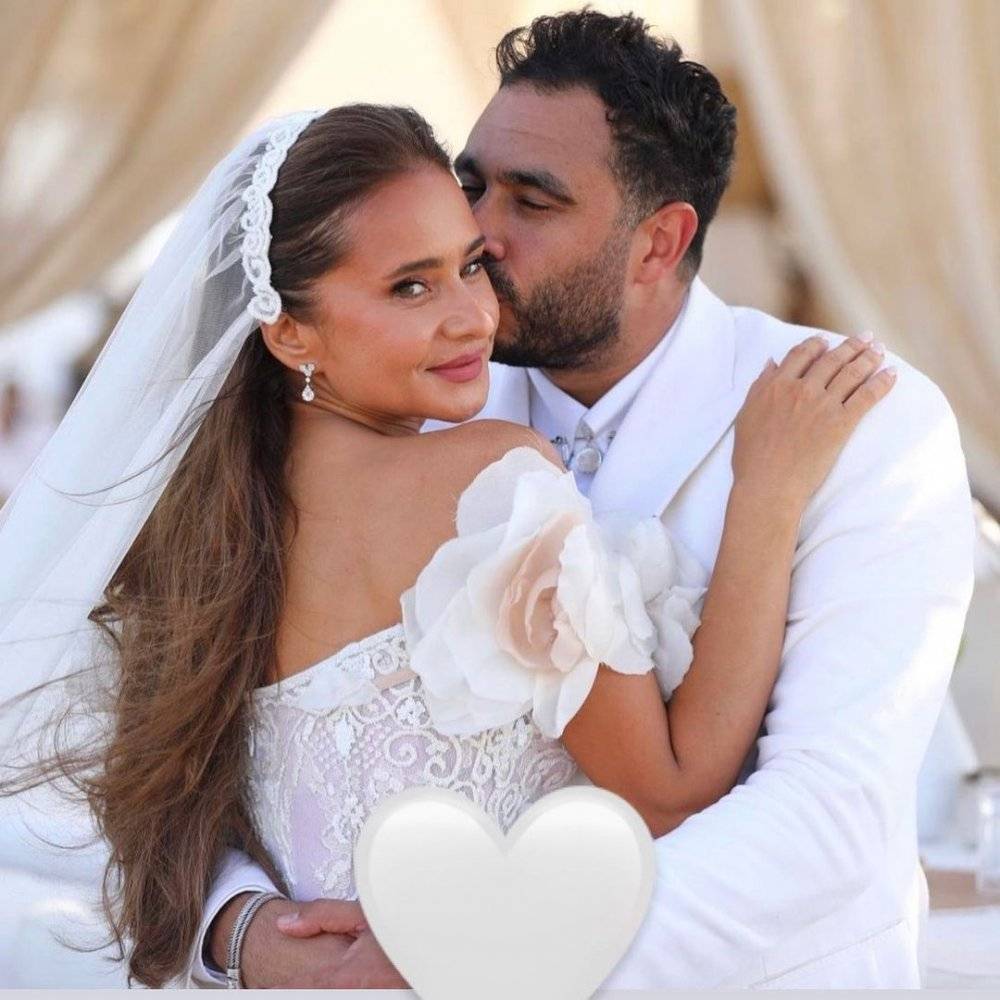 الظهور الأول لنيللي كريم في شهر العسل