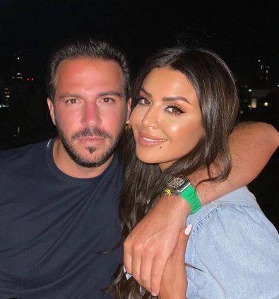 بالفيديو - أمل بوشوشة تحتفل بذكرى زواجها في أجواء مميّزة