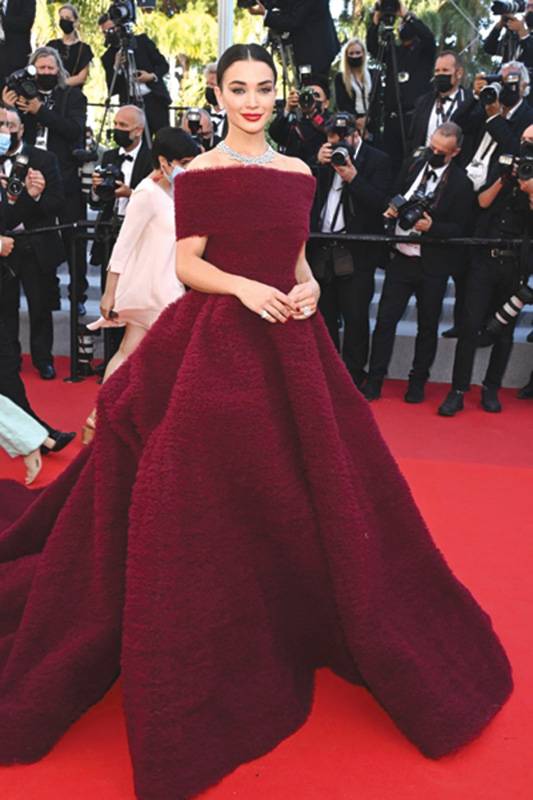 ‏Chopard Cannes Film Festival 2021... ألق السجادة الحمراء بتوقيع دار المجوهرات الأشهر