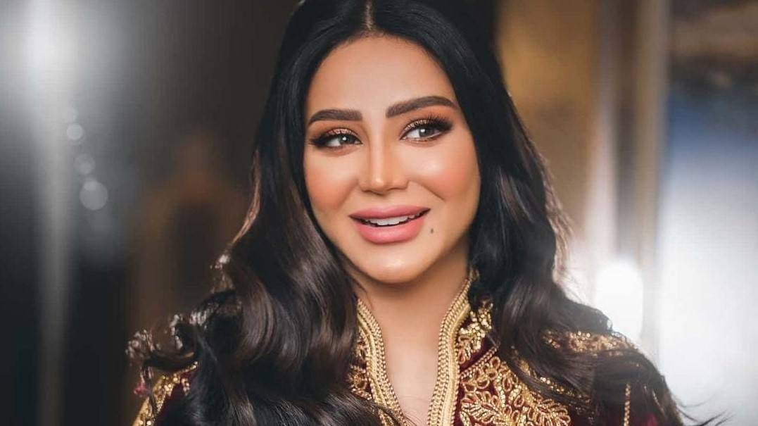 بالفيديو - لجين عمران تنهار باكيةً بسبب والدتها