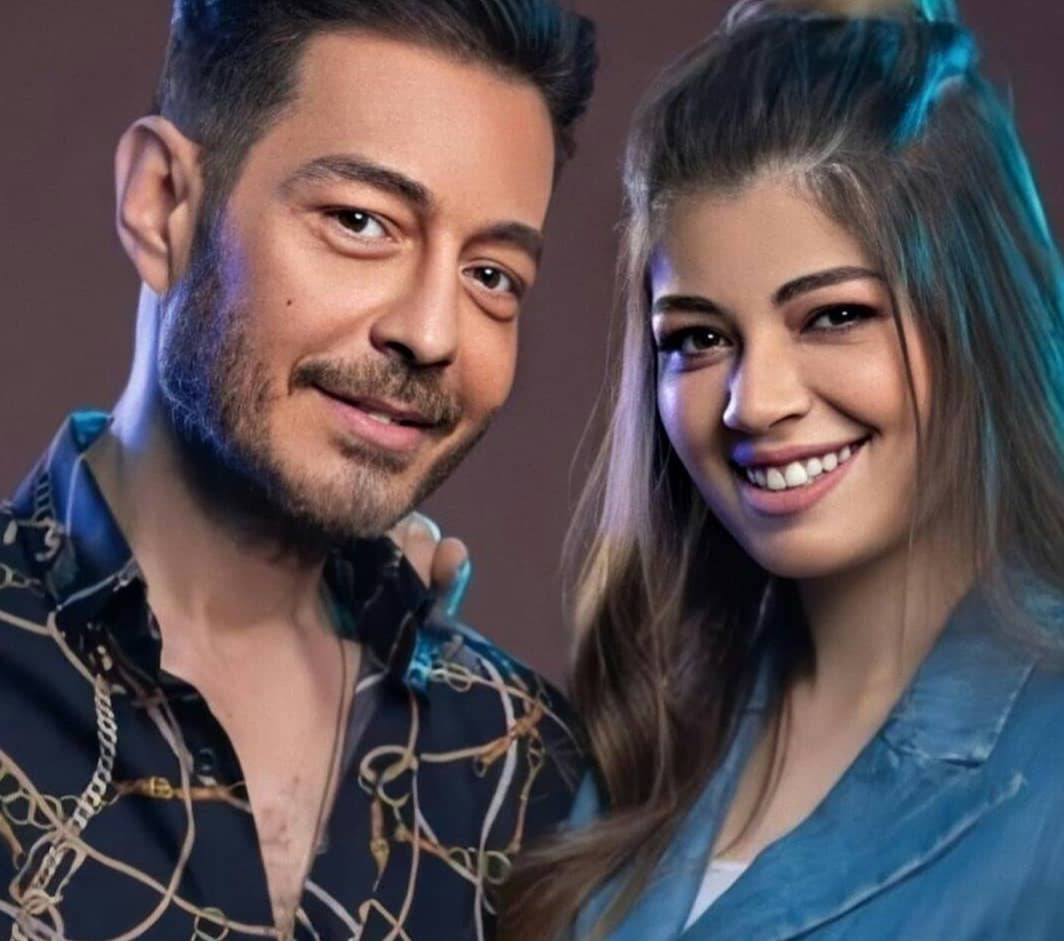 أحمد زاهر ينفعل على إحدى متابعاته بسبب ابنته