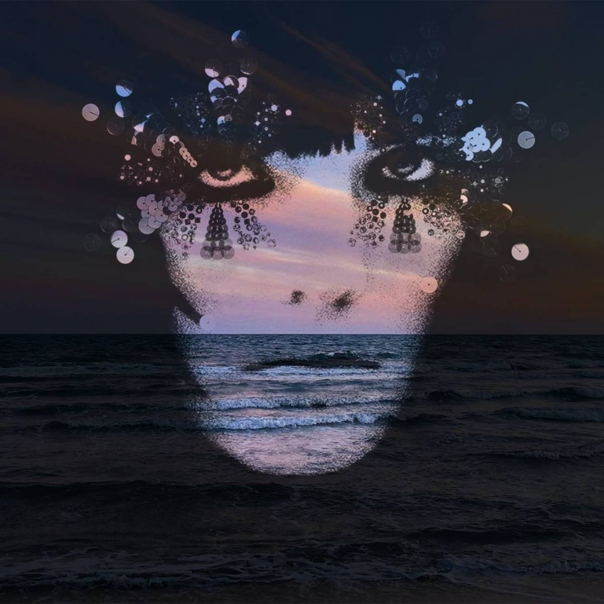 CHANEL تعرض مجموعة CRUISE لعام 2021/2022 في دبي