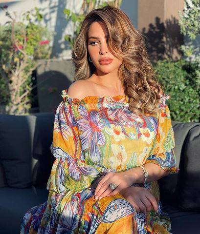 بالفيديو - فوز الفهد تستعرض الهدية الفخمة التي تلقتها من زوجها بعد الولادة