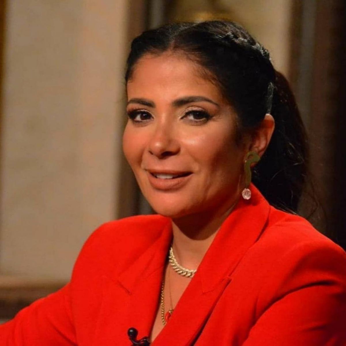 أهالي مدينة بنها يطالبون منى زكي بالإعتذار بسبب هذا التصريح