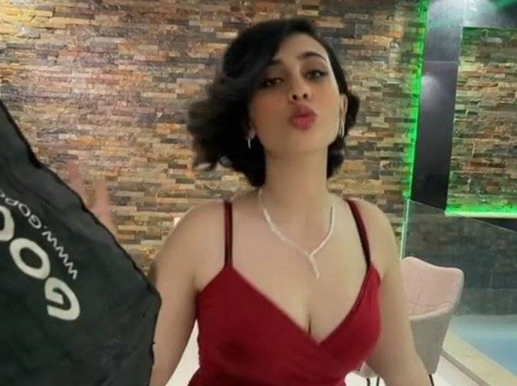 أثير الحلوة في خطر... وريان جيلر يسرّب محادثة هاتفية معها