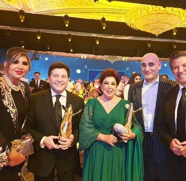 بالصور - ابنة رجاء الجداوي ترتدي فستان والدتها الراحلة