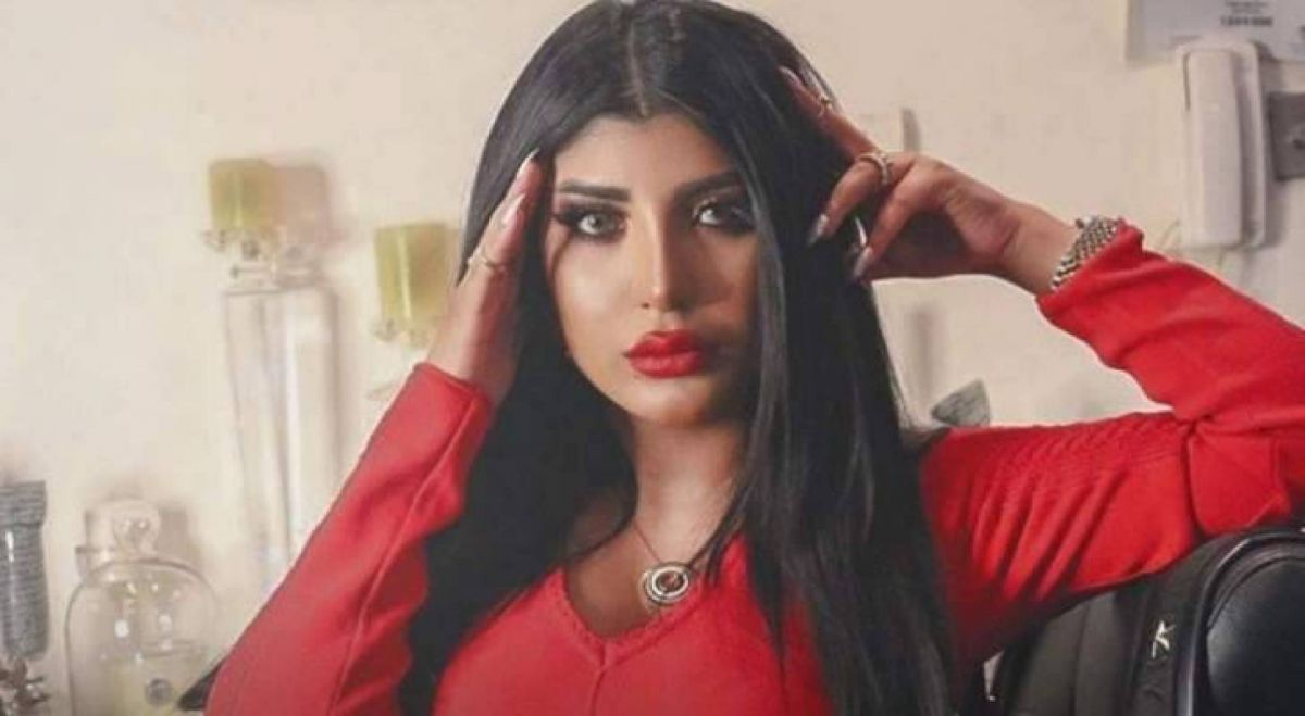 أحمد العنزي وسارة الكندري ينشران وثيقة المخالعة بعد تبادل التهم 