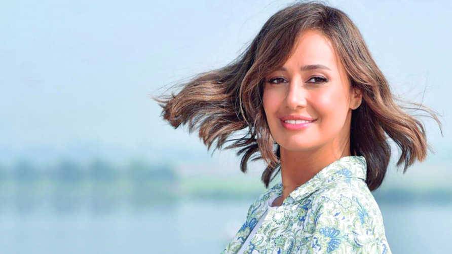 حلا شيحة تردّ على كلام محمود سعد عن 