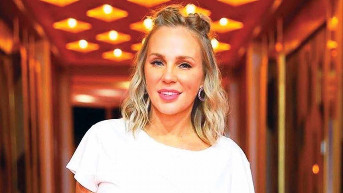 شيرين رضا تكشف لماذا لم تهنّئ ابنتها نور على خطوبتها