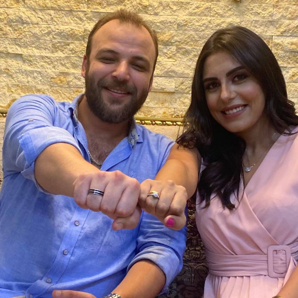 خطوبة هاجر الشرنوبي رسمياً