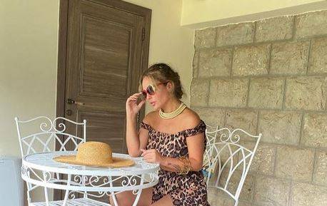 نيكول سابا تثير الجدل بصورة جريئة