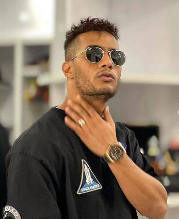 محمد رمضان يردّ على منتقديه بصورة وسؤال جريء