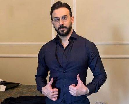 بالفيديو - قصي خولي يعاتب أهلة ويوجّه رسالة قيّمة الى الشباب