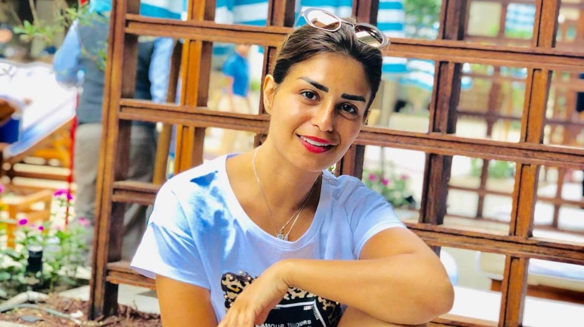 فتاة تتهم منّة فضالي بالنصب عليها